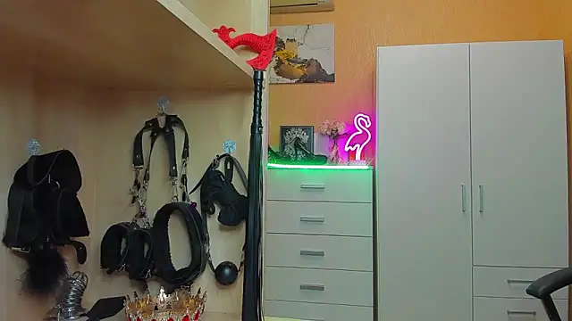 kristitopxx - KristiTopxx's free webcam