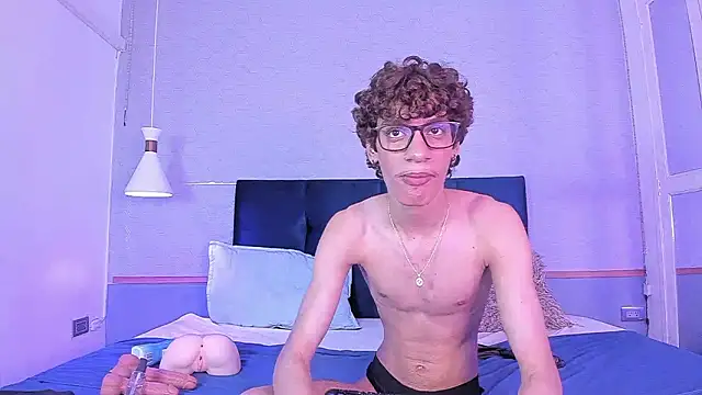 Will_Turneer Live Webcam on Stripchat