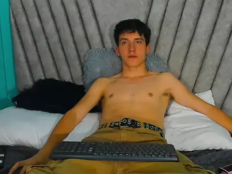 SamBoycash_ Live Webcam on Stripchat