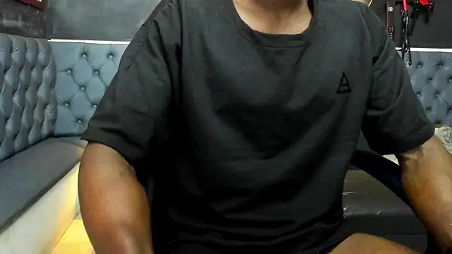 terrance_z (Ask my age) - extract empty abs with the chest