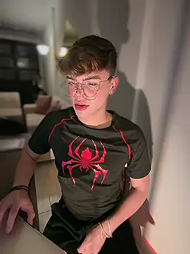 prince_stev (M young) - show balls