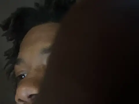 slimecrownzout5 - SlimeCrownzOut5's free webcam - UK Sex Cams