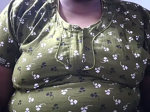 tamil_elakkiya - TAMIL_ELAKKIYA's free webcam