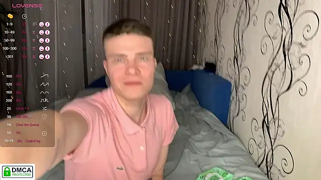 holy_eggs_02 - Holy_eggs_02's free webcam