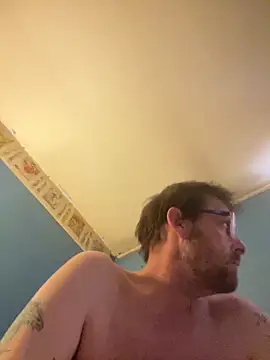 thickerthenasnickerandkk - Thickerthenasnickerandkk's free webcam