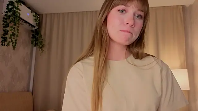 antoniadraft - AntoniaDraft's free webcam