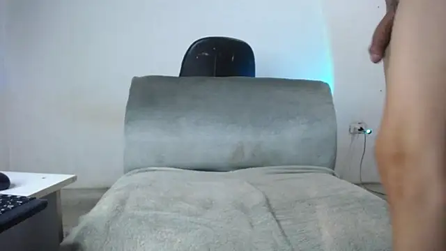 xoxo_06 - Xoxo_06's free webcam