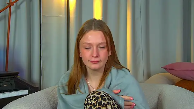 beatricebinoche - BeatriceBinoche's free webcam