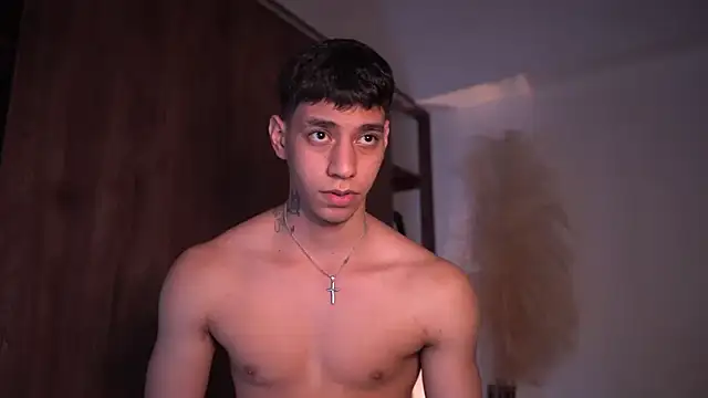 josep_davies (M twink) - cumshot