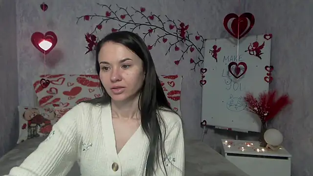 karacriegs - KaraCriegs's free webcam