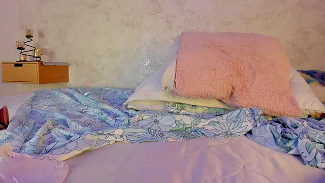 sofia_mill_ - Sofia_mill_'s free webcam