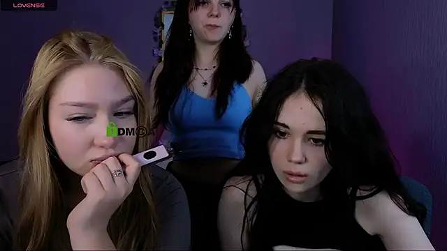 playful_sophie Live Webcam on Stripchat