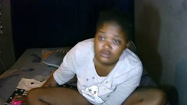 FREAKBARBIE02 webcam