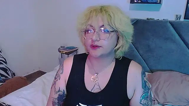 XxGreenGoodxX webcam