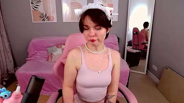 gabbiewhite - GabbieWhite's free webcam