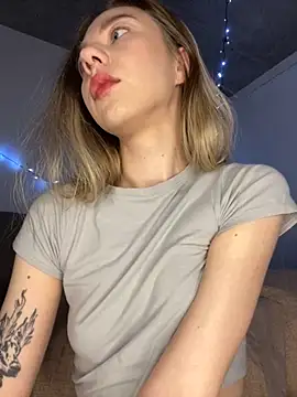 _urbestie_ - _urbestie_'s free webcam