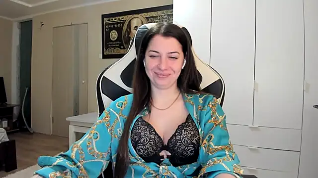 emilovsi - EmiLovsi's free webcam