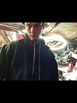 twistafatpipe - Twistafatpipe's free webcam