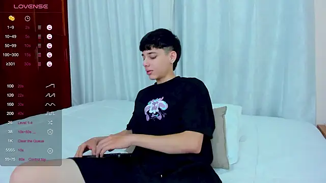 oblivion_deku (M twink) - get naked and show me that body