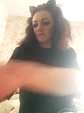 sweetleila40 - SweetLeila40's free webcam - UK Sex Cams