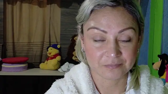 _charlize_theron_ - _Charlize_theron_'s free webcam - UK Sex Cams