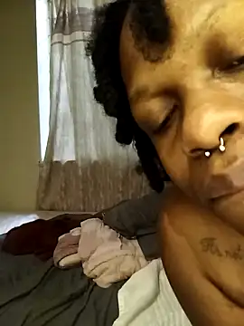 waiterzim - WaiterZim's free webcam - UK Sex Cams