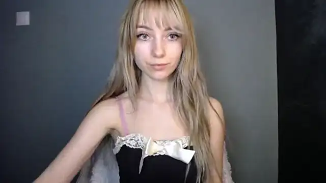 luciayoung - LuciaYoung's free webcam