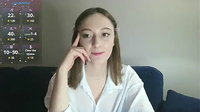 white_liillyy - White_liillyy's free webcam