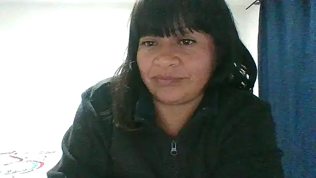 adri89-g - Adri89-g's free webcam