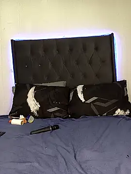 sex_bomb30 - Sex_bomb30's free webcam