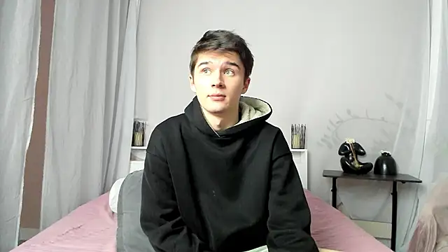 sherlockmax (M twink) - cum show