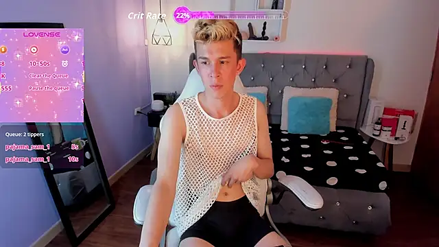 juaan_diick (M twink) - give me your milk in public