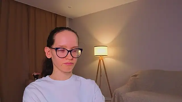 bettybrowni - BettyBrowni's free webcam - UK Sex Cams