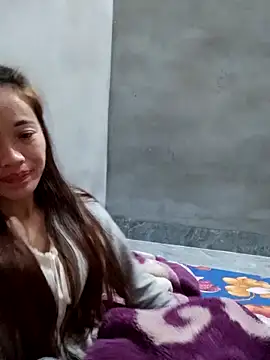 little-effy - Little-effy's free webcam - UK Sex Cams