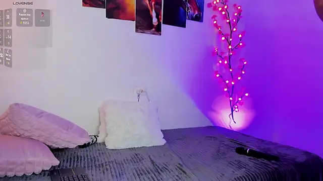 gaia_hot - Gaia_Hot's free webcam