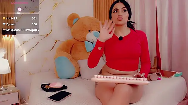 brendasquirtx - BrendaSquirtx's free webcam