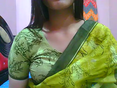 silver_queen07 - Silver_Queen07's free webcam