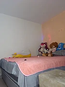 selena_blake (F young) - Spank ass in doggy 🐶🔥