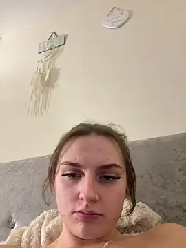 lola-rosexx - Lola-rosexx's free webcam - UK Sex Cams