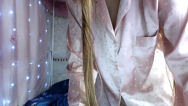 leila_bambi_ - Leila_bambi_'s free webcam