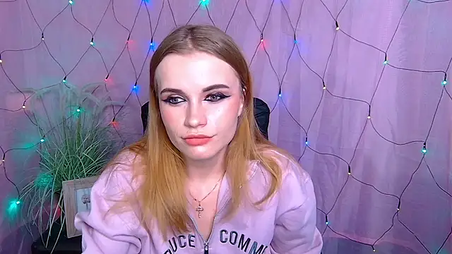 margaritakiss - MargaritaKiss's free webcam