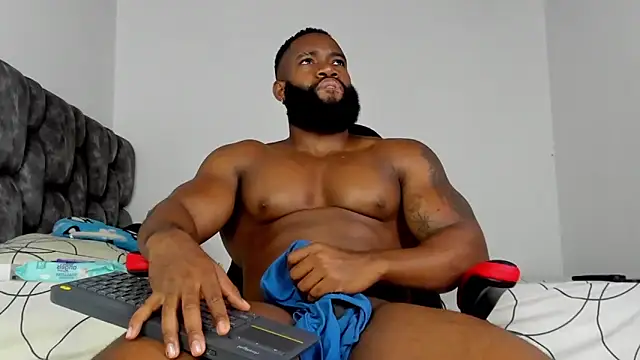 james_musclebbc - James_musclebbc's free webcam - UK Sex Cams