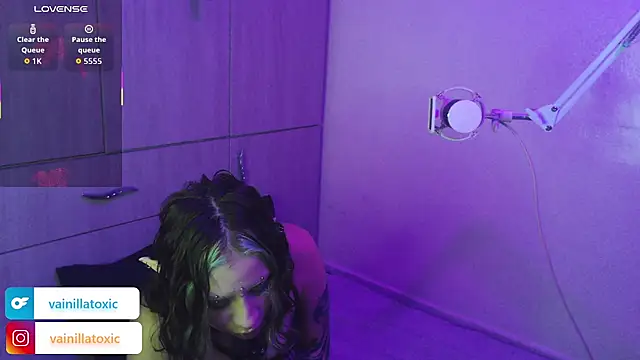 vainilla_doll - Vainilla_doll's free webcam