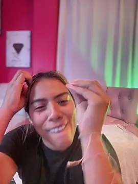 miasizzle - MiaSizzle's free webcam