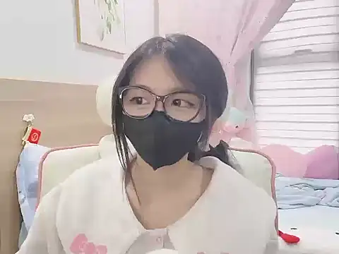 yuyu-baobei - Yuyu-baobei's free webcam