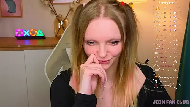 evangel1ne - Evangel1ne's free webcam - UK Sex Cams