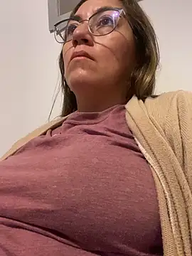 scarlet-20 - SCARLET-20's free webcam