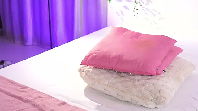 jessykisss (F young) - Tittyjob and a lot of fun