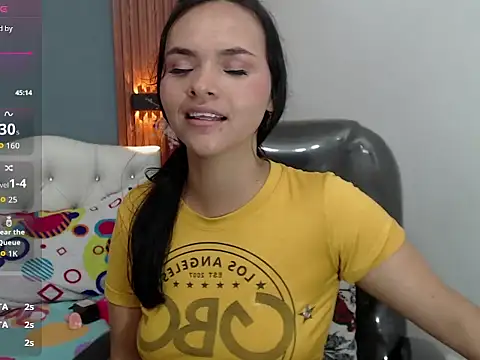 lisa_sinclair - Lisa_sinclair's free webcam