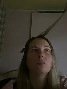 vikilove765 - VikiLove765's free webcam